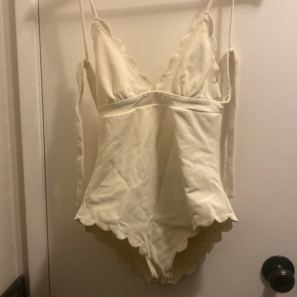 White swim suite